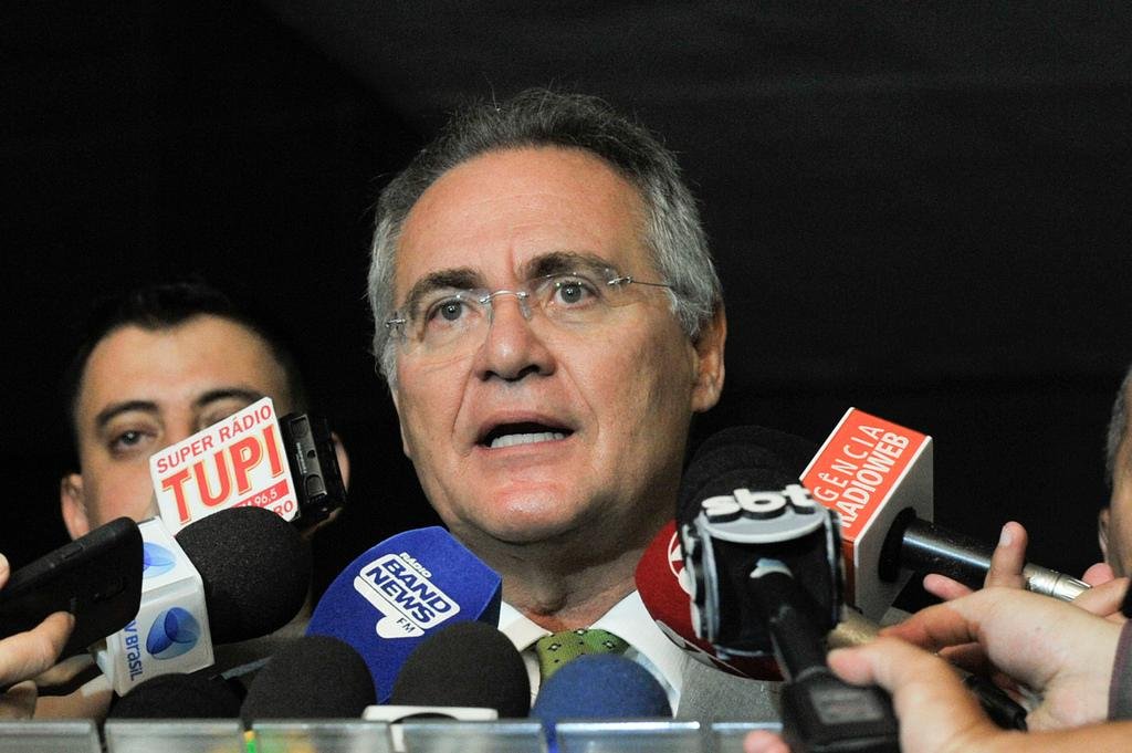 Decis&atilde;o da C&acirc;mara n&atilde;o pode sofrer press&atilde;o externa, diz Renan