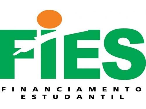Sancionada lei que repassa custos do Fies com bancos para faculdades