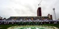 Chapecó se despede das vítimas do acidente aéreo na Arena Condá