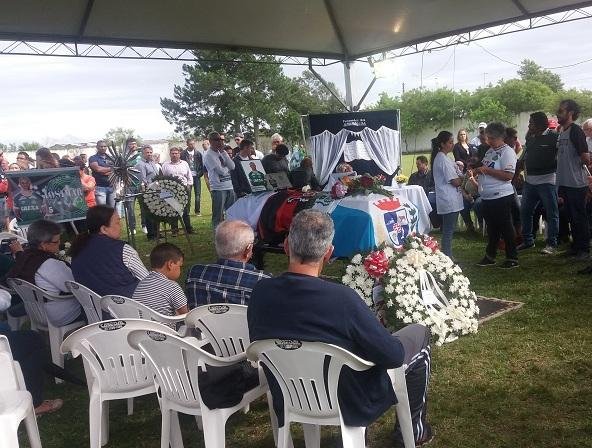 Emo&ccedil;&atilde;o marca o vel&oacute;rio do volante Josimar em Pelotas