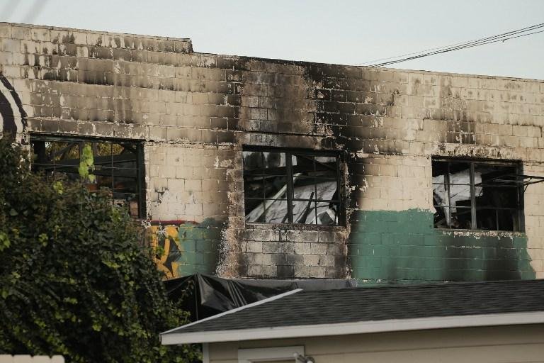 Chega a 33 o n&uacute;mero de mortos em inc&ecirc;ndio nos Estados Unidos