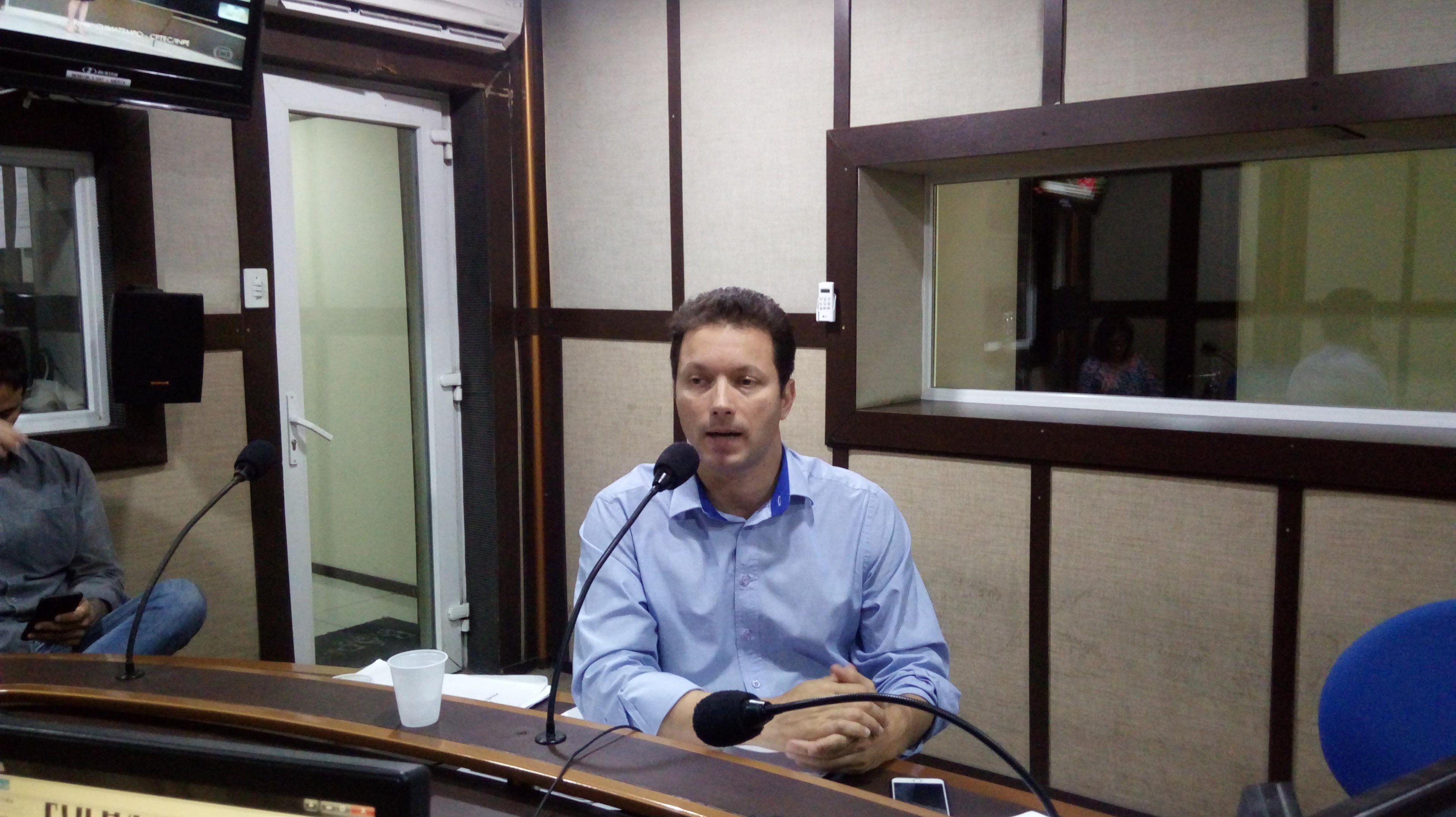 Prefeito eleito de Porto Alegre participou do programa Esfera P&uacute;blica, da R&aacute;dio Gua&iacute;ba