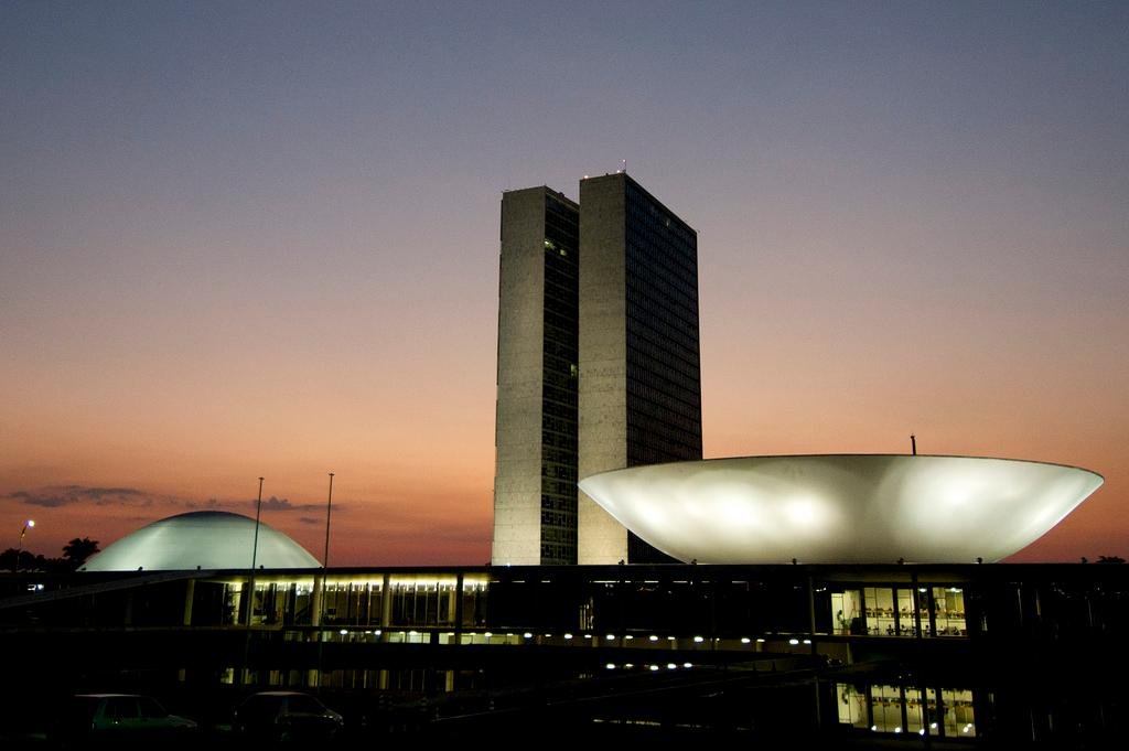 Impasse sobre situa&ccedil;&atilde;o de Renan Calheiros, fez Senado suspender a sess&atilde;o desta ter&ccedil;a-feira