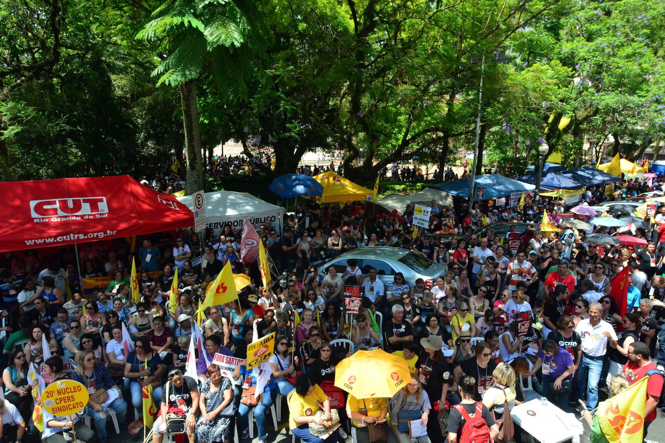 Professores estaduais entram em greve a partir da pr&oacute;xima ter&ccedil;a-feira