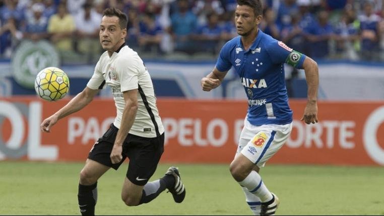 Corinthians perdeu por 3 a 2 e ficou fora da Libertadores
