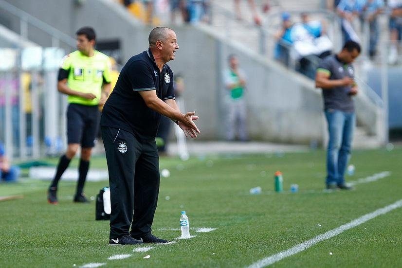 James lamentou a desaten&ccedil;&atilde;o no gol sofrido pelo Gr&ecirc;mio