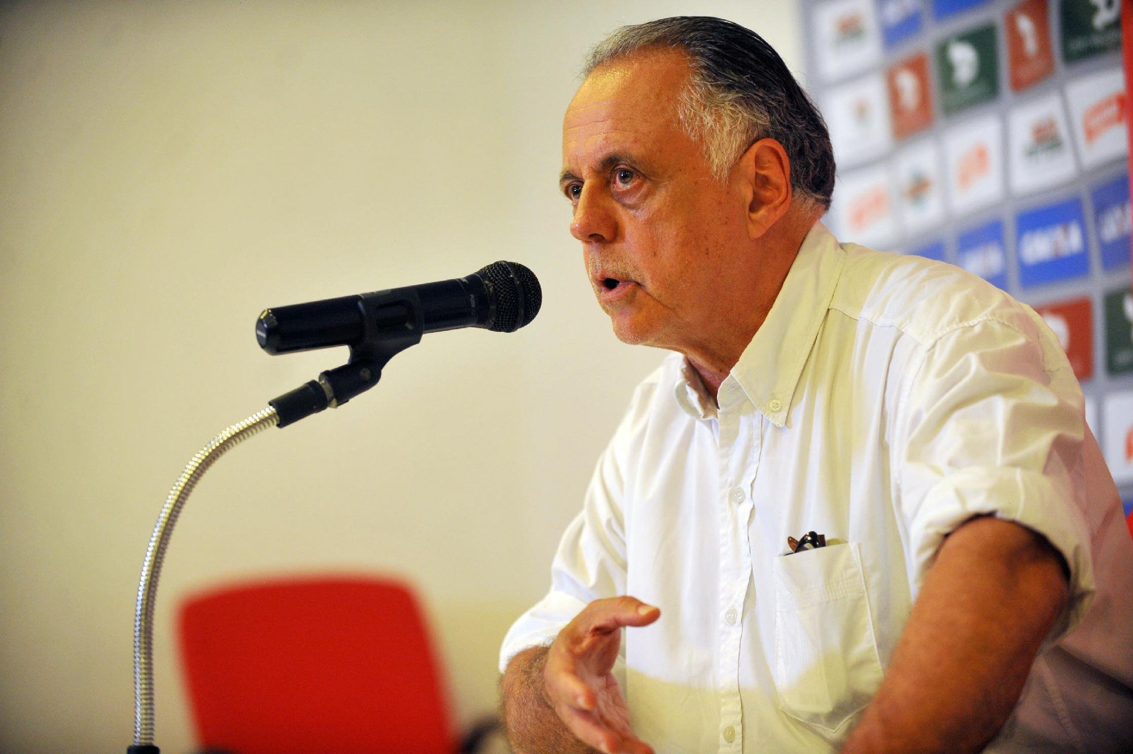 Dirigente reconheceu que rebaixamento do Inter "ficou claro em v&aacute;rios momentos"