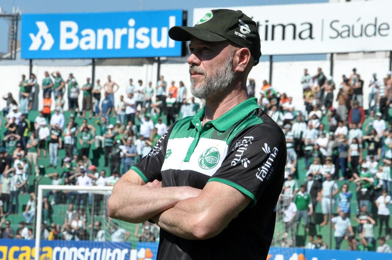 Ant&ocirc;nio Carlos Zago levou o Juventude de volta &agrave; S&eacute;rie B neste ano