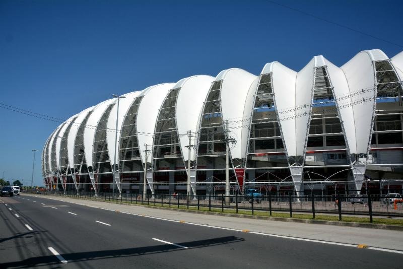 Torcedores culpam dire&ccedil;&atilde;o e jogadores pelo rebaixamento do Inter 