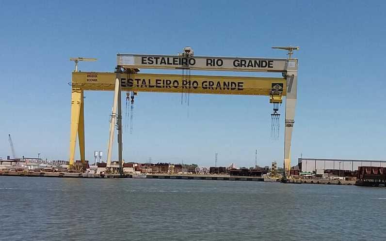 Grupo quer levar ao governo federal e do Estado pedidos para que o polo naval n&atilde;o saia da regi&atilde;o