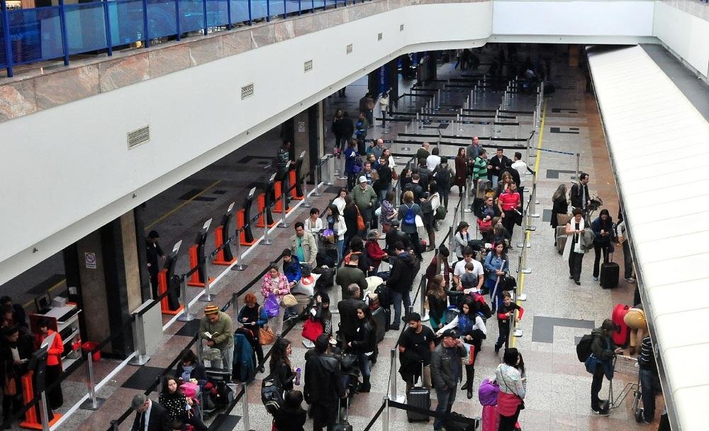Passageiro ter&aacute; que pagar por bagagem em voos a partir de mar&ccedil;o
