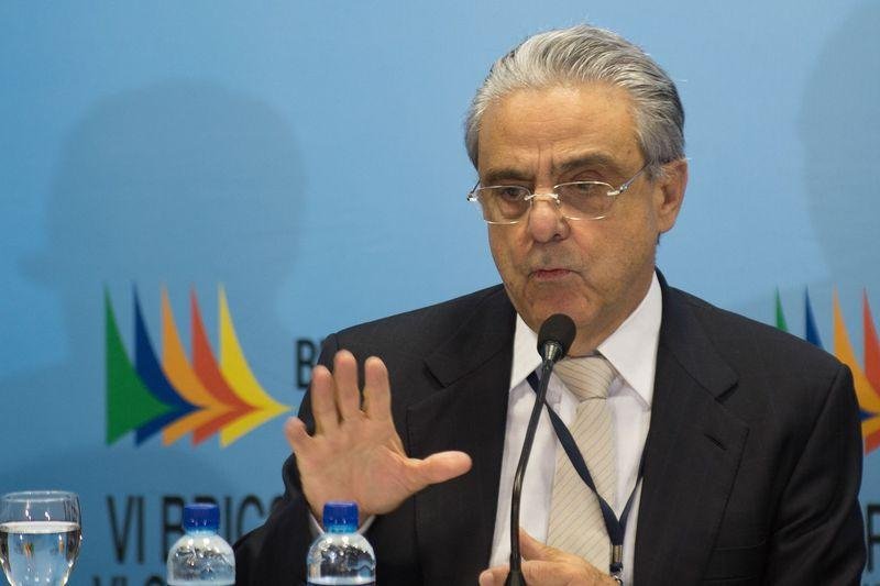 Robson Andrade afirmou que pedido &eacute; "coisa de uma oposi&ccedil;&atilde;o desestruturada, que n&atilde;o pensa no Brasil"
