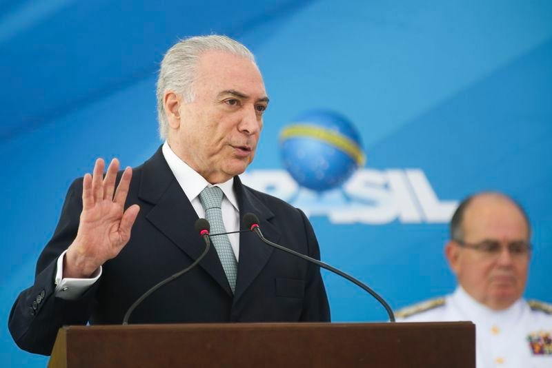 Em resposta &agrave; Justi&ccedil;a, Temer nega conhecer participa&ccedil;&atilde;o de Cunha na Petrobras 