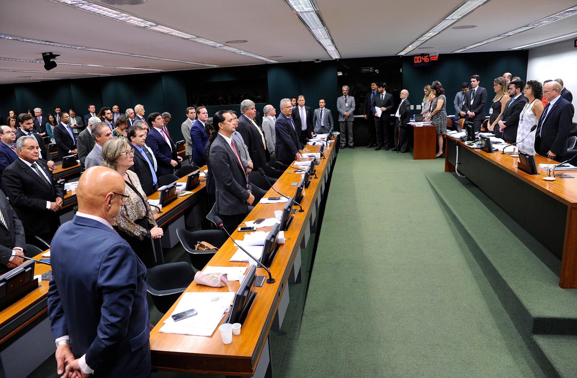 C&acirc;mara aprova admissibilidade de PEC da Previd&ecirc;ncia