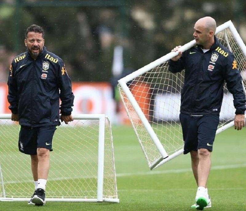 Maur&iacute;cio Dulac (direita) &eacute; mais um refor&ccedil;o para comiss&atilde;o t&eacute;cnica do Inter