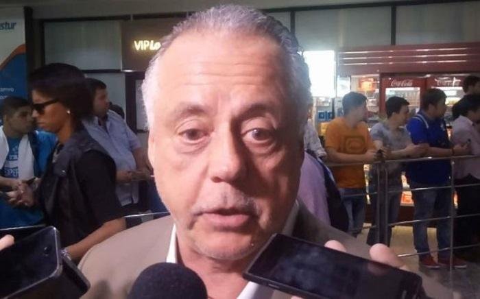 Dirigente se desculpou por ter fracassado na miss&atilde;o de livrar clube do rebaixamento