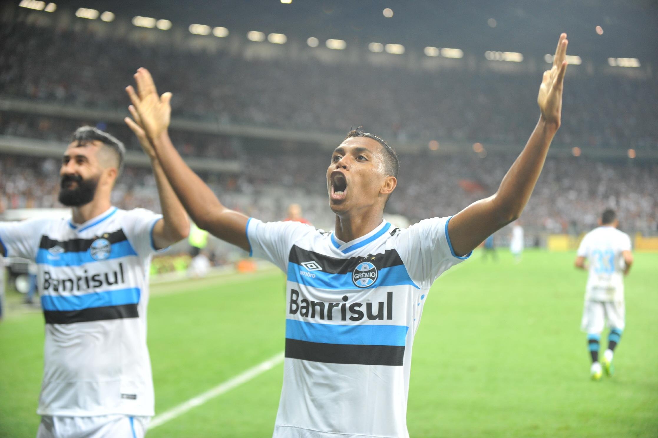 Pedro Rocha e Douglas foram decisivos na final da Copa do Brasil