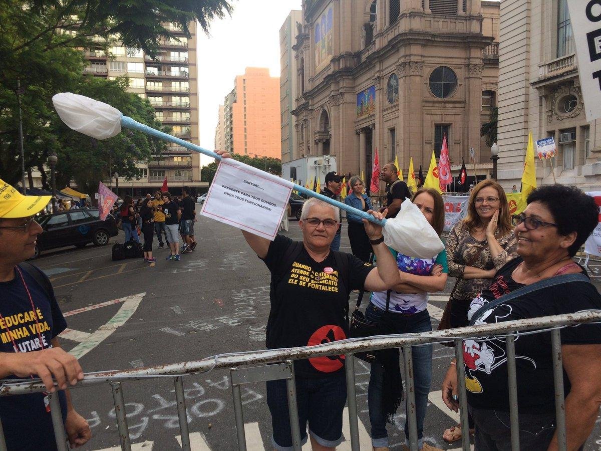 Sindicato alerta que est&aacute; se mobilizando para hoje e amanh&atilde; em Porto Alegre