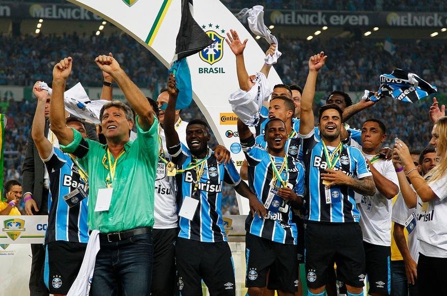 Gr&ecirc;mio pode abrir caixa para contratar atacante de renome 