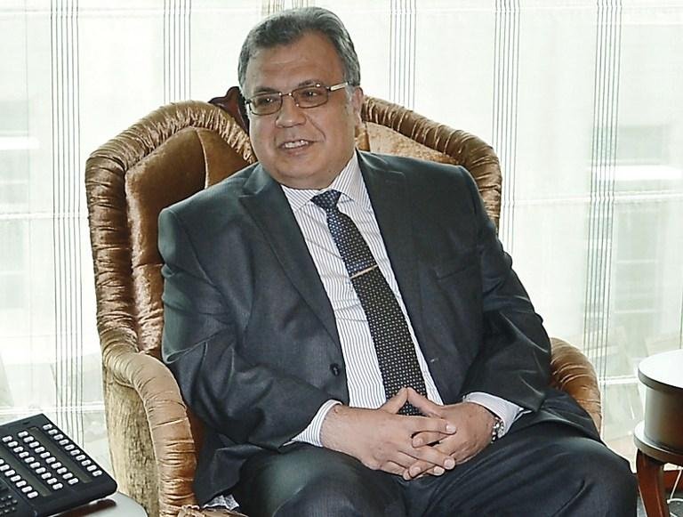 Embaixador russo morre na Turquia ap&oacute;s ser baleado em ataque