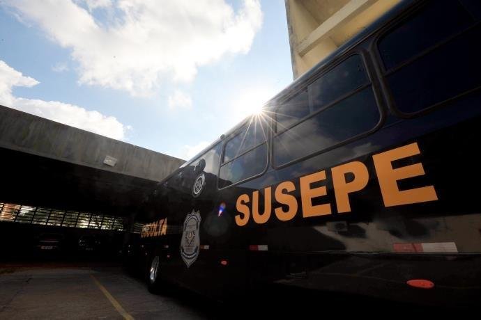 Servidores penitenci&aacute;rios do RS decidem paralisar em protesto contra pacote de Sartori