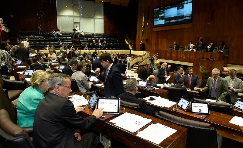Medidas com menor peso pol&iacute;tico tiveram aprova&ccedil;&atilde;o r&aacute;pida na vota&ccedil;&atilde;o do pacote do governo Sartori
