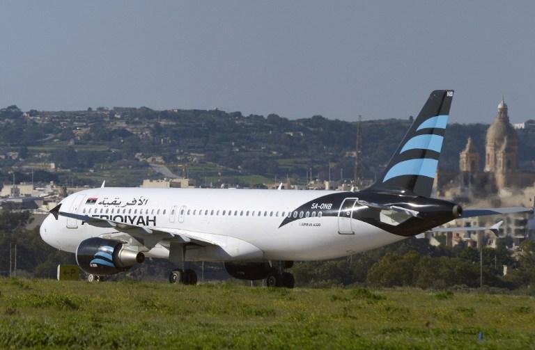 Aeronave da companhia Afriqiyah Airways tem 118 pessoas a bordo