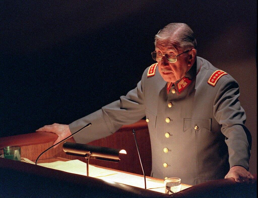 Grupo de repressores da ditadura de Augusto Pinochet pediram perd&atilde;o por seus crimes