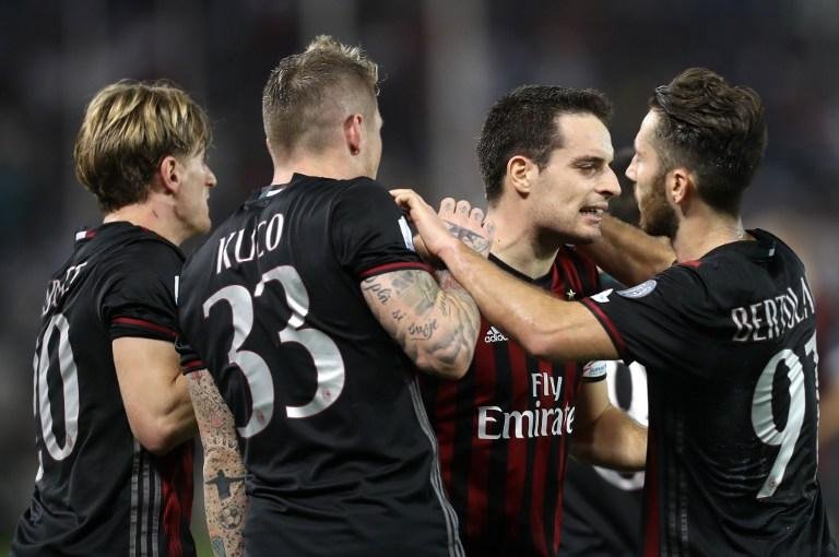 Vit&oacute;ria sobre o rival &eacute; a primeira conquista do Milan desde 2011 