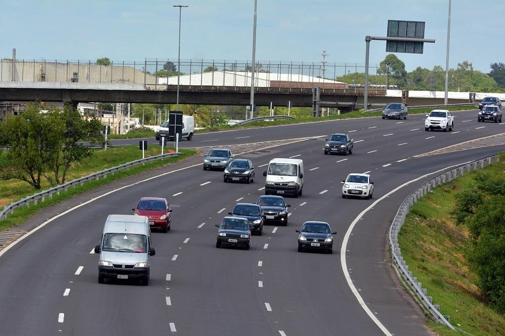 Na manh&atilde; deste s&aacute;bado, houve grande fluxo de pessoas na Rodovi&aacute;ria de Porto Alegre