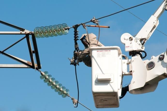 Mais de 23 mil clientes seguem sem luz no Rio Grande do Sul 