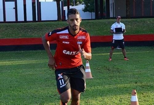 Gr&ecirc;mio oficializa contrata&ccedil;&atilde;o de Michel 