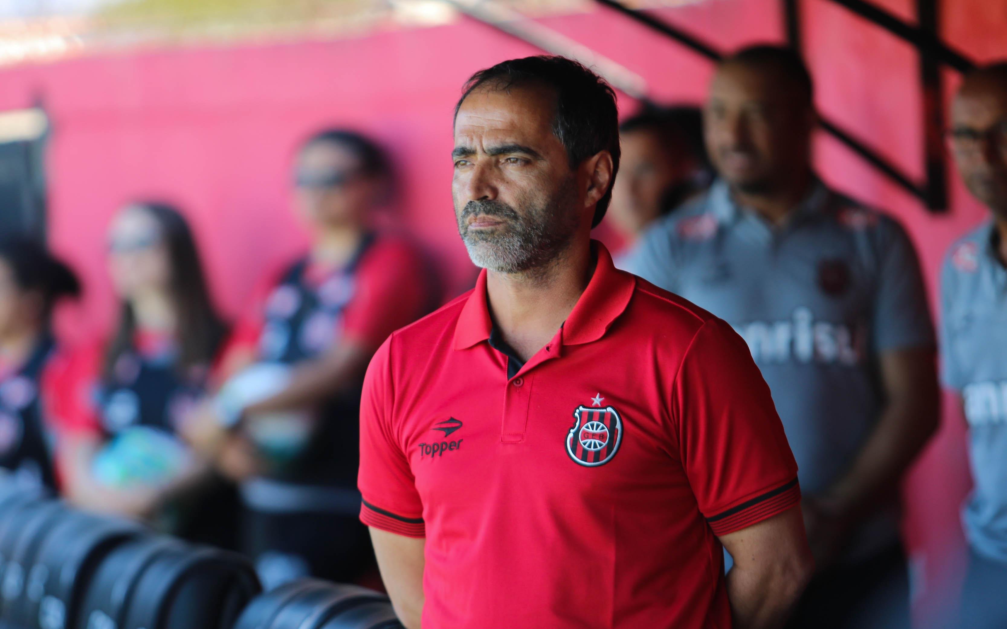 Brasil de Pelotas renova com t&eacute;cnico Rog&eacute;rio Zimmermann