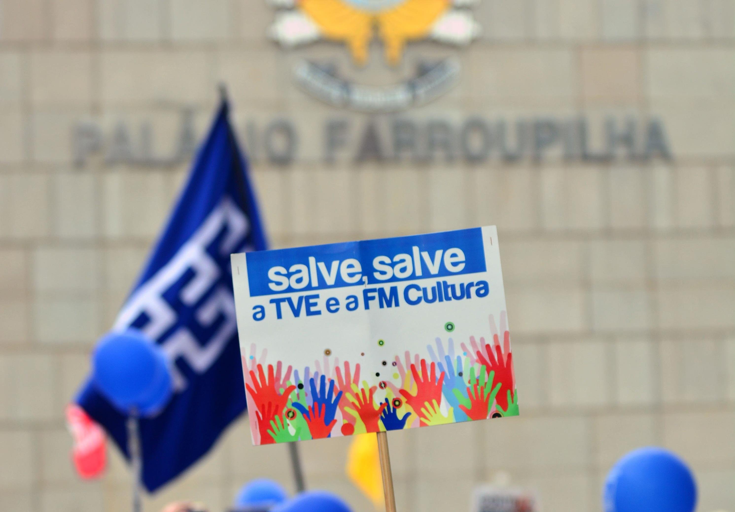 A&ccedil;&atilde;o de entidades sindicais busca prevenir demiss&otilde;es sem os devidos procedimentos ap&oacute;s extin&ccedil;&atilde;o da entidade ser aprovada