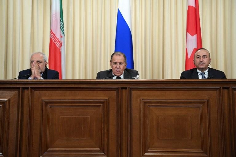 Ministros iniciam acordo tripartite junto a Turquia R&uacute;ssia visando negocia&ccedil;&otilde;es com rebeldes no Cazaquist&atilde;o