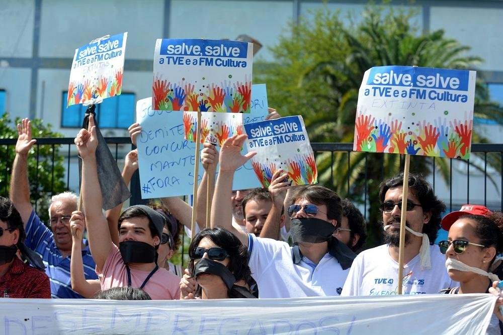 TRT rejeita recurso e mant&eacute;m liminar que impede demiss&otilde;es na TVE e FM Cultura