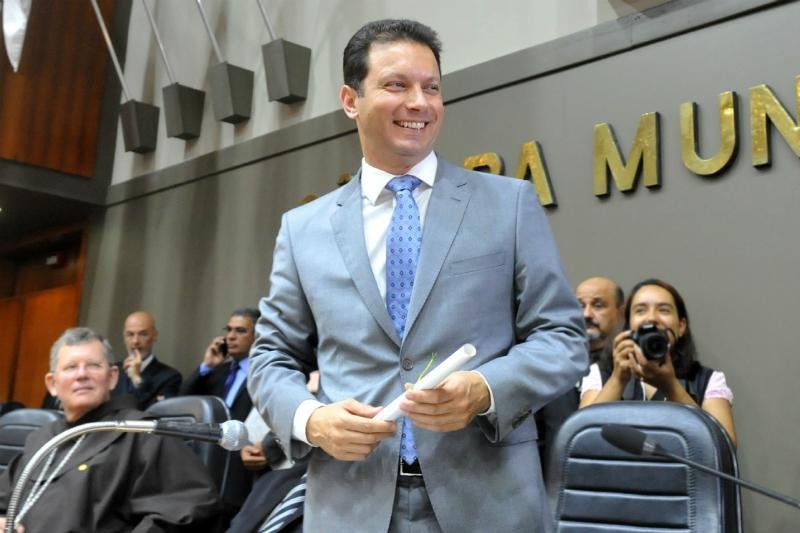 Em discurso a vereadores, Marchezan pede apoio para mudan&ccedil;as em Porto Alegre