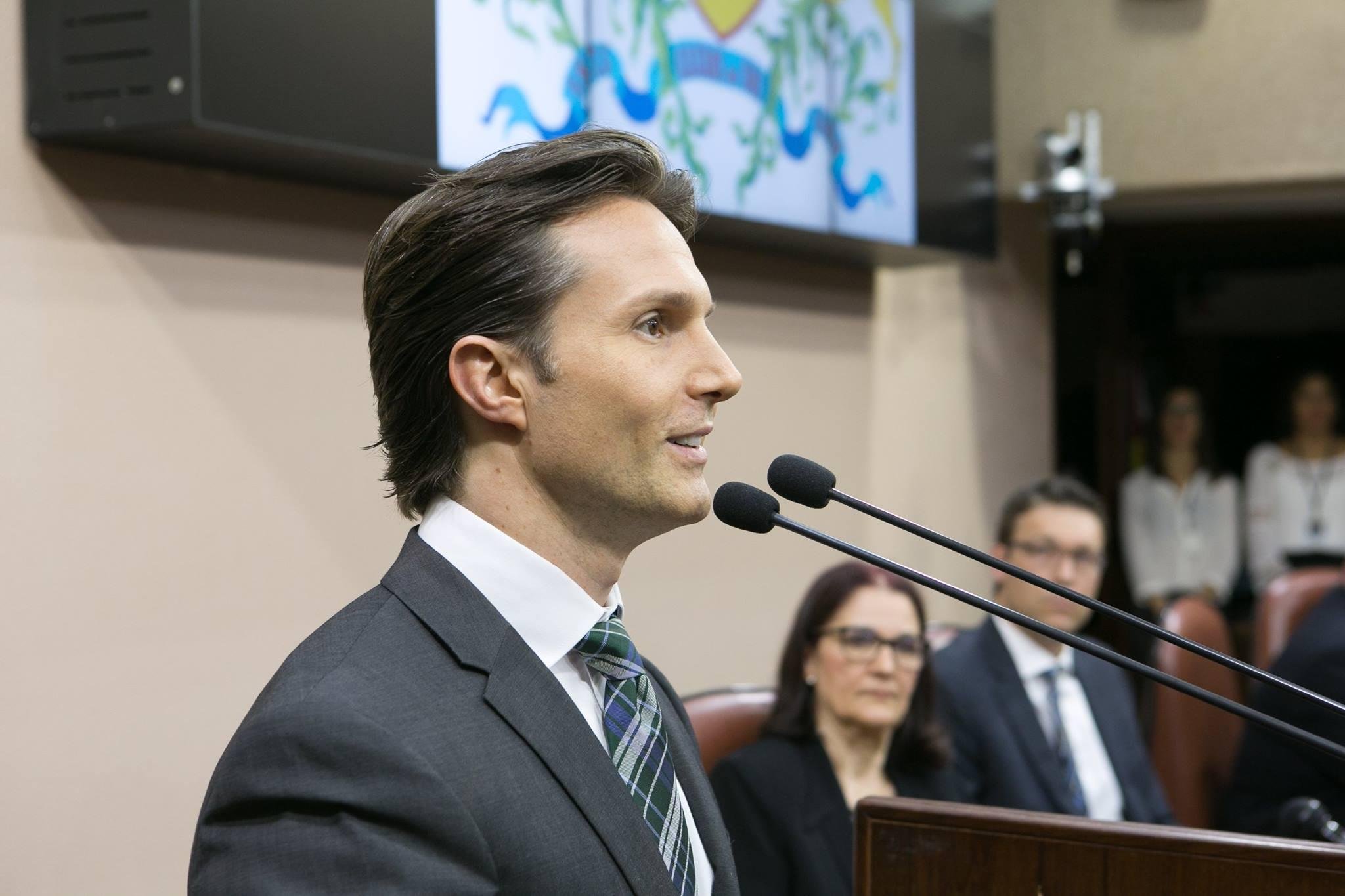 Prefeito eleito come&ccedil;a gest&atilde;o em Caxias do Sul com redu&ccedil;&atilde;o no pre&ccedil;o da &aacute;gua