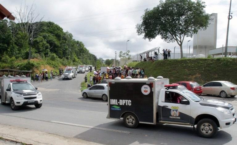 Pol&iacute;cia do Amazonas prende 56 dos 184 foragidos e identifica 39 mortos