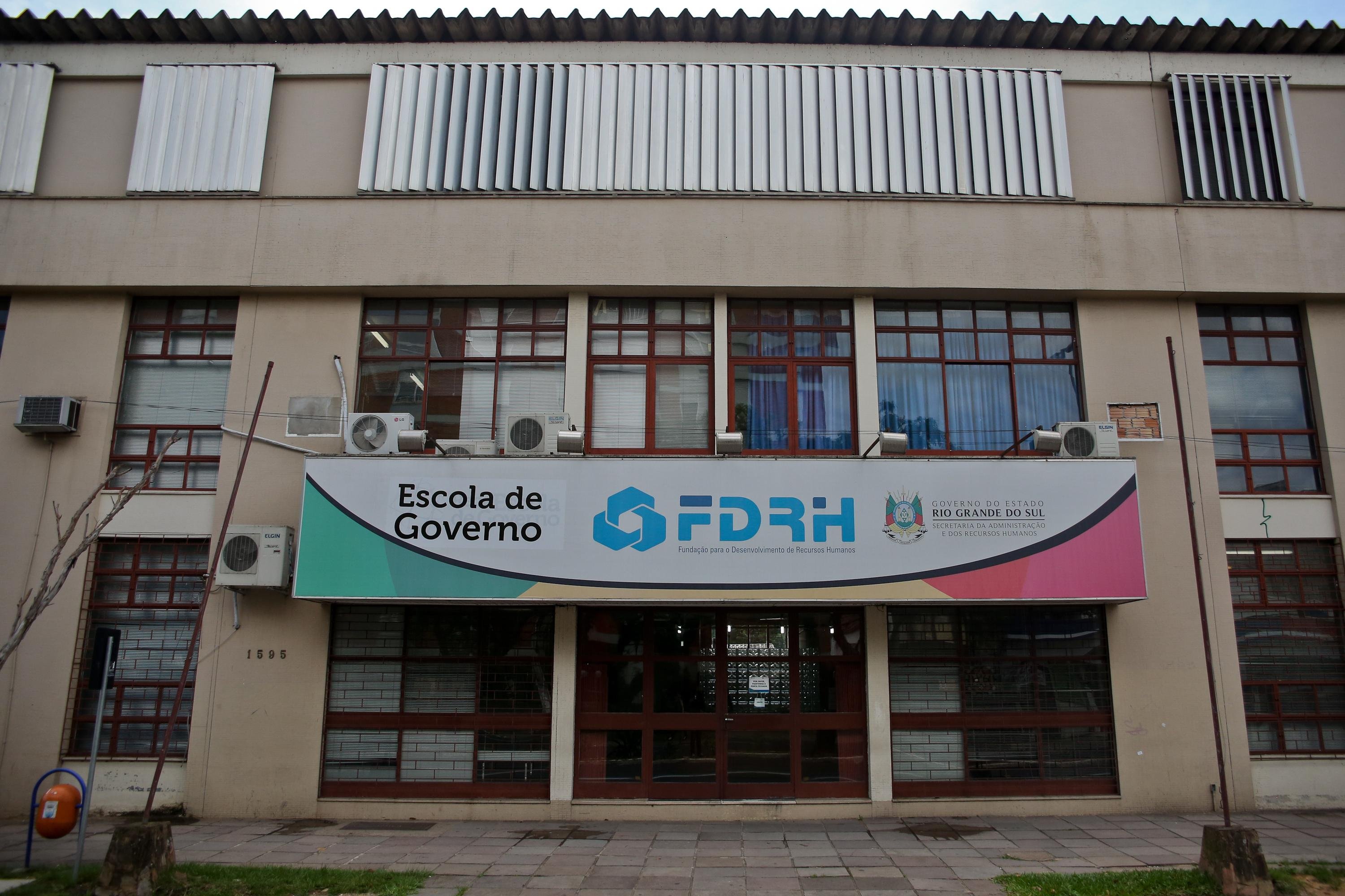Justi&ccedil;a suspende demiss&otilde;es sem acordo coletivo em mais cinco funda&ccedil;&otilde;es do Rio Grande do Sul	