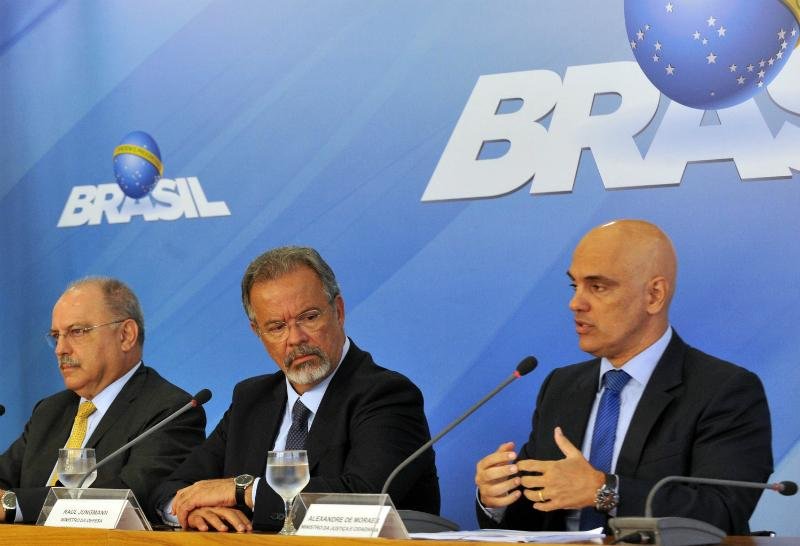 "At&eacute; 2018, queremos uma redu&ccedil;&atilde;o de superlota&ccedil;&atilde;o nos pres&iacute;dios em 15%", diz Moraes