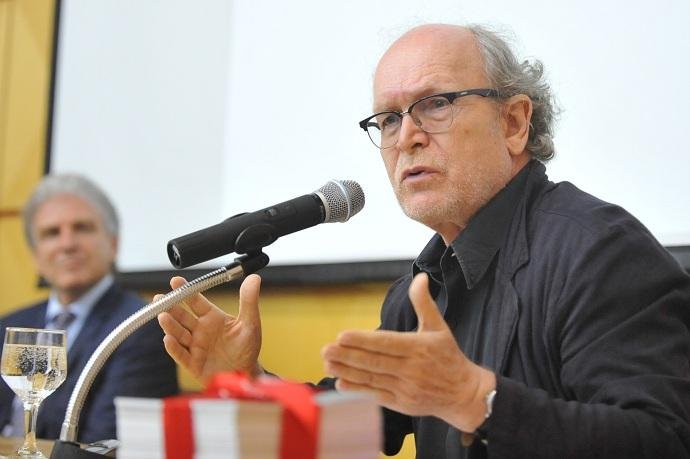Alem&atilde;o Alfons Hug foi oficializado como curador-geral nesta segunda