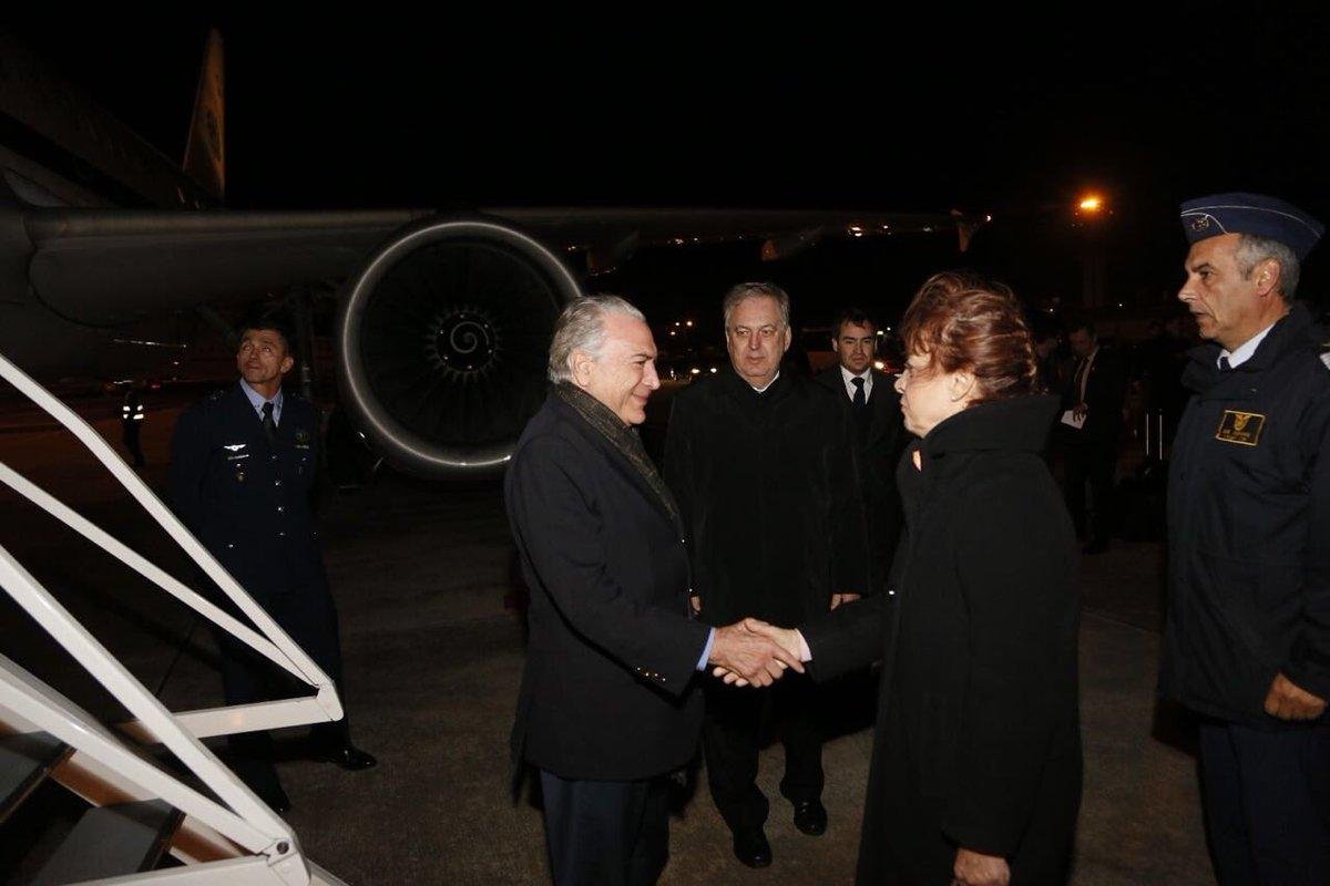 Temer chega a Lisboa para participar de funeral de M&aacute;rio Soares