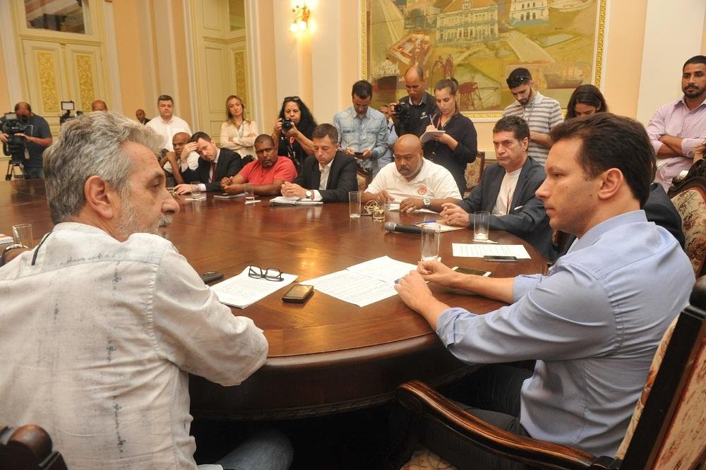 Reuni&atilde;o entre o prefeito Nelson Marchezan e representantes da Liga Independente das Escolas de Samba ocorreu nesta ter&ccedil;a-feira 
