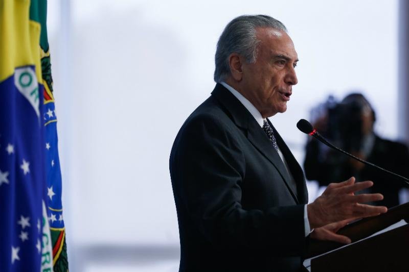 Temer diz que governo est&aacute; no "caminho certo" no combate &agrave; infla&ccedil;&atilde;o