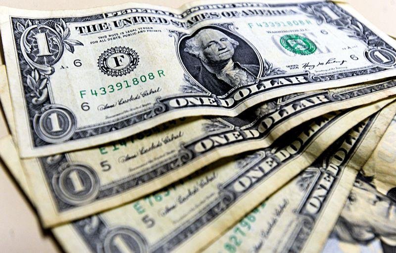 Moeda norte-americana encerrou a quarta vendida a R$ 3,192