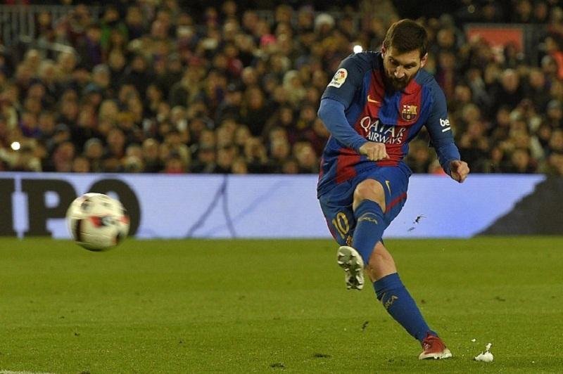 Luis Enrique destaca que para renovar com Messi, &eacute; preciso tranquilidade