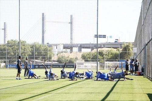 Gr&ecirc;mio finaliza avalia&ccedil;&otilde;es do grupo na pr&eacute;-temporada 