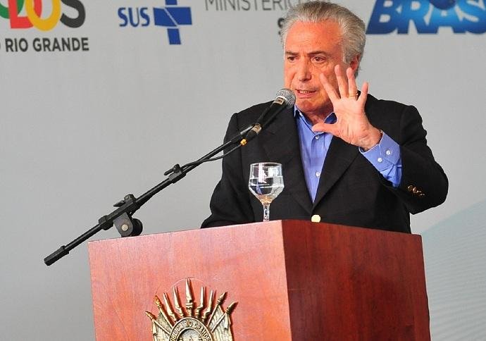 Presidente tamb&eacute;m disse que monitora situa&ccedil;&atilde;o no pres&iacute;dio desde s&aacute;bado