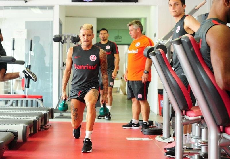 D&acute;Alessandro e Cear&aacute; ter&atilde;o aten&ccedil;&atilde;o especial para evitar problemas f&iacute;sicos